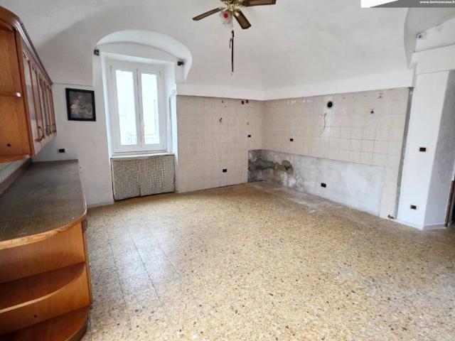 Appartamento in vendita a Dego SV