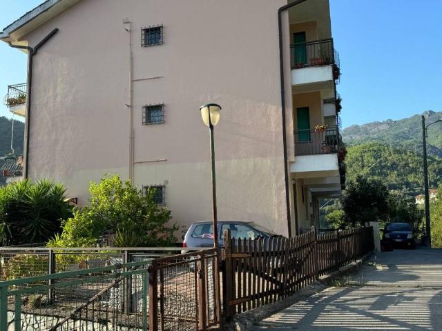 Appartamento in vendita a Deiva Marina SP