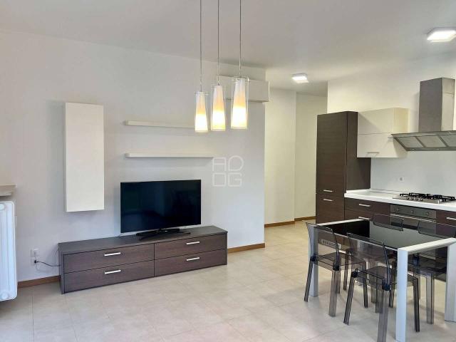 Appartamento in vendita a Desenzano Del Garda