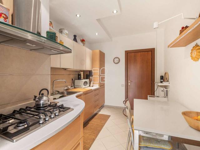 Appartamento in vendita a Desenzano Del Garda