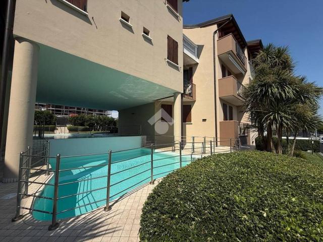 Appartamento in vendita a Desenzano Del Garda