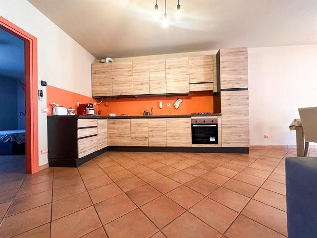 Appartamento in vendita a Desenzano Del Garda
