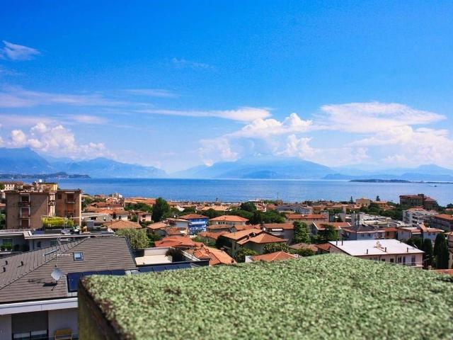 Appartamento in vendita a Desenzano del Garda BS