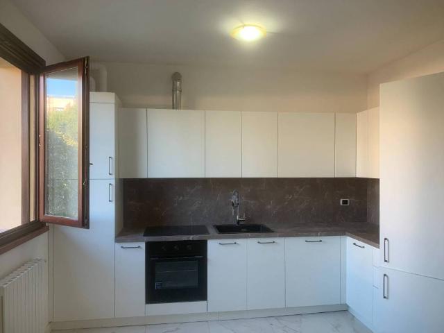 Appartamento in vendita a Desenzano del Garda BS