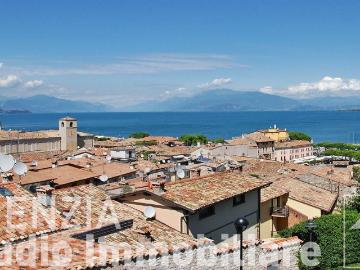 Appartamento in vendita a Desenzano del Garda BS