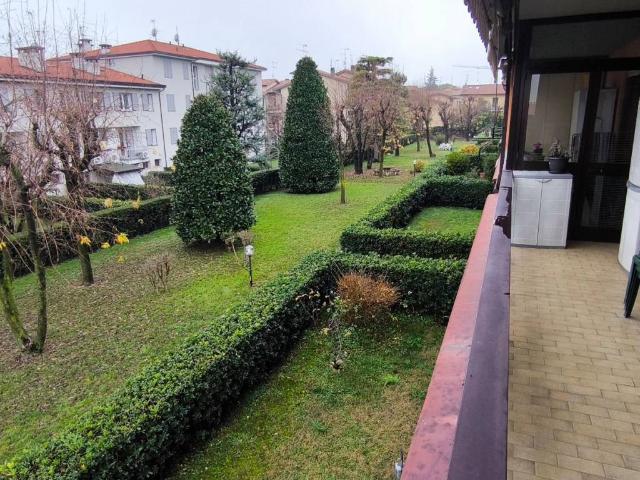 Appartamento in vendita a Desenzano del Garda BS