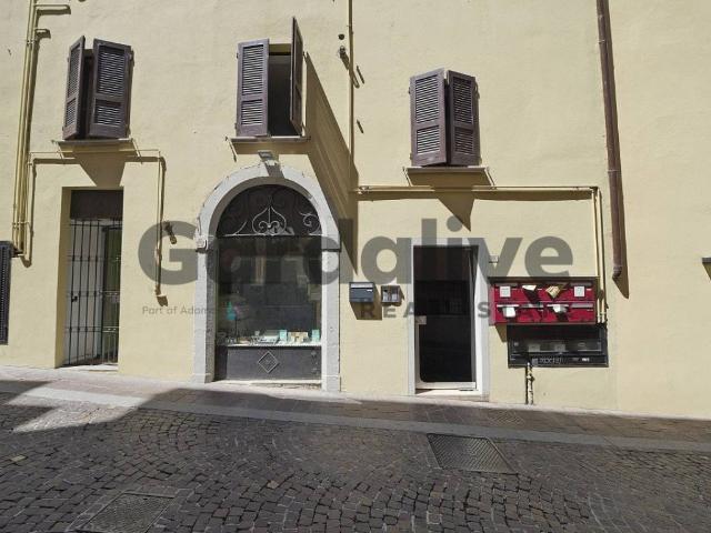 Appartamento in vendita a Desenzano del Garda BS