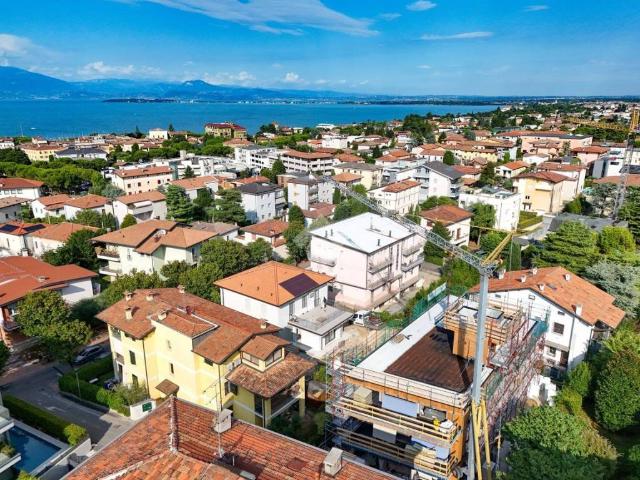 Appartamento in vendita a Desenzano del Garda BS