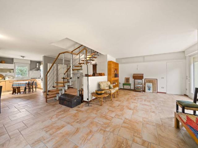 Appartamento in vendita a Desenzano del Garda BS