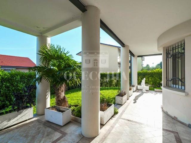 Appartamento in vendita a Desenzano del Garda BS