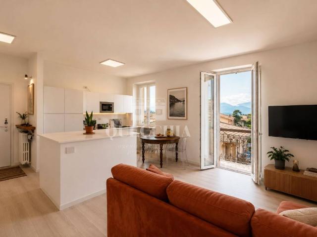 Appartamento in vendita a Desenzano del Garda BS