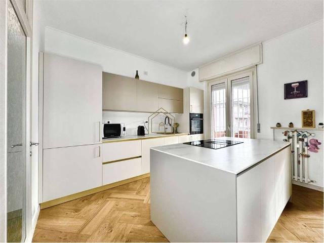 Appartamento in vendita a Desenzano del Garda BS