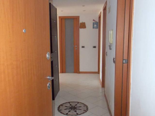 Appartamento in vendita a Desio MB