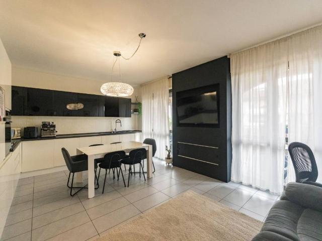 Appartamento in vendita a Desio MB
