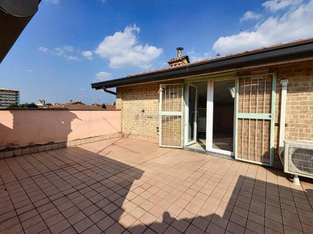 Appartamento in vendita a Desio MB