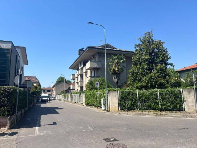 Appartamento in vendita a Desio MB