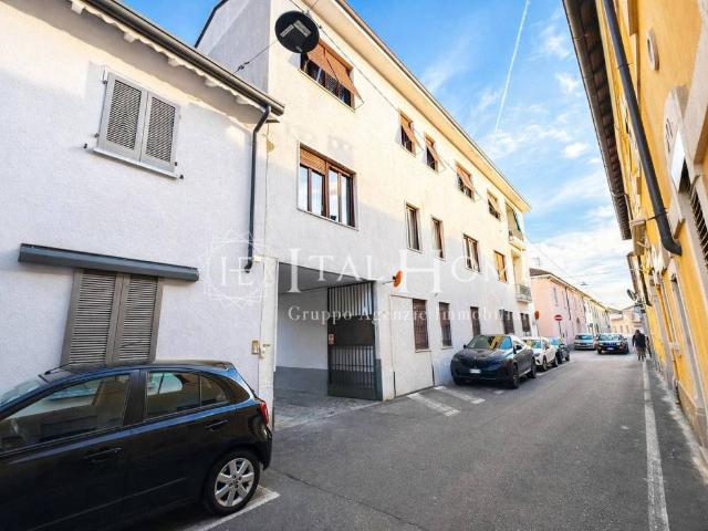 Appartamento in vendita a Desio MB