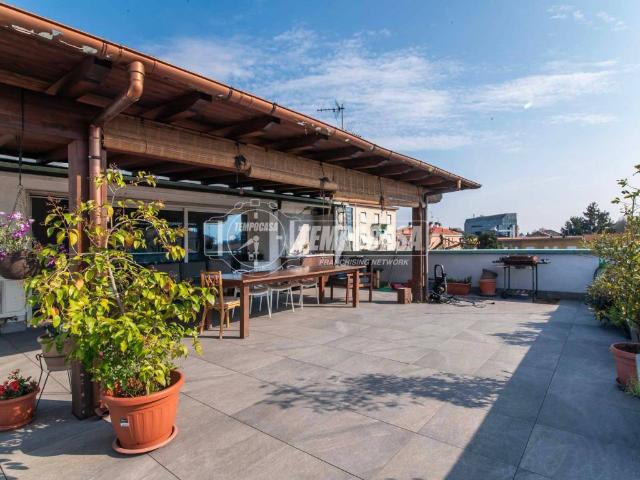 Appartamento in vendita a Desio MB