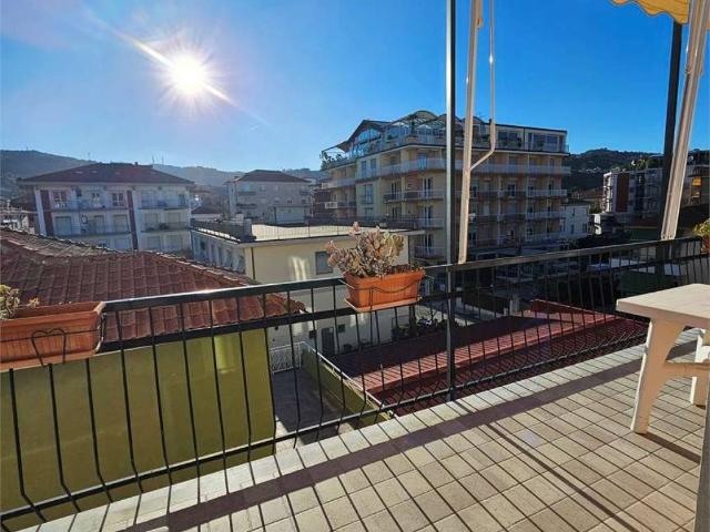 Appartamento in vendita a Diano Marina IM