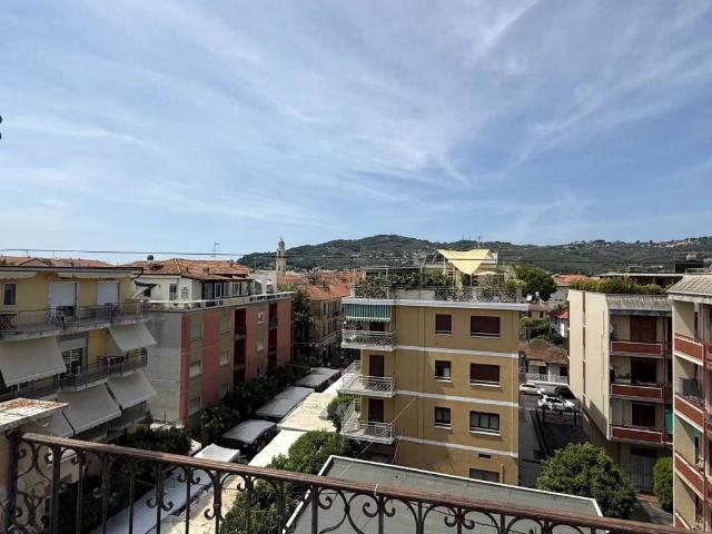 Appartamento in vendita a Diano Marina IM