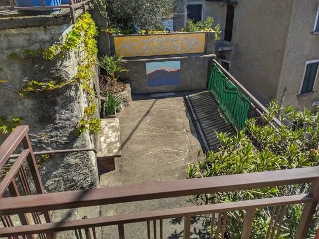 Appartamento in vendita a Dizzasco CO