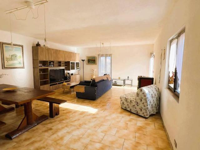 Appartamento in vendita a Dizzasco CO