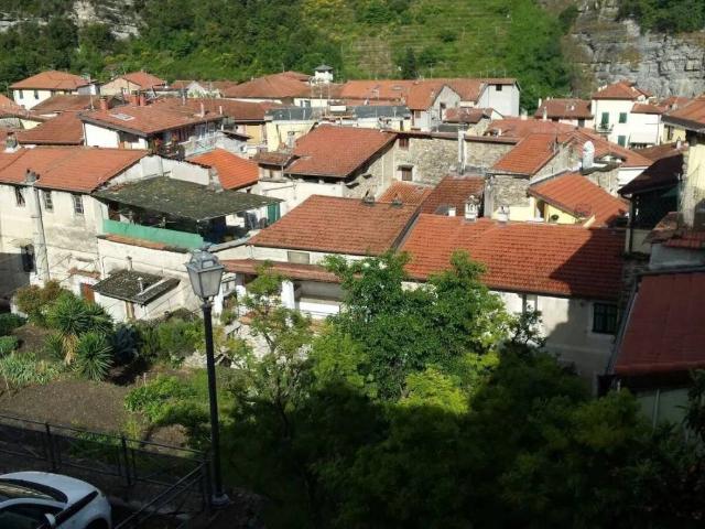 Appartamento in vendita a Dolceacqua IM