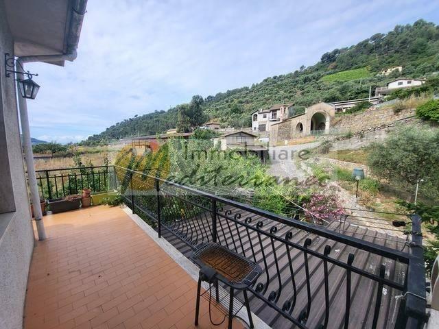 Appartamento in vendita a Dolceacqua IM