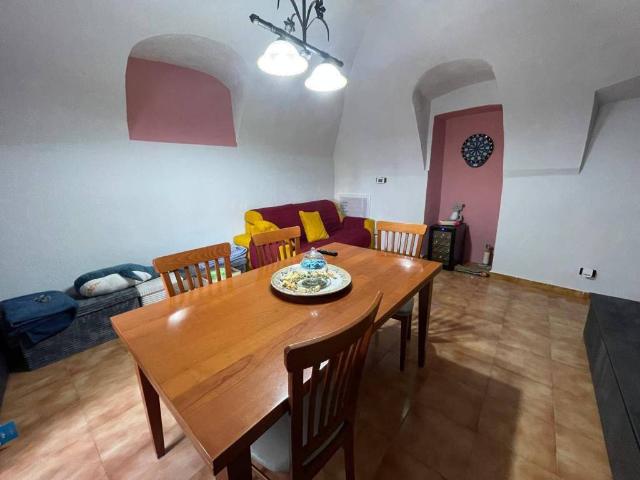 Appartamento in vendita a Dolceacqua IM