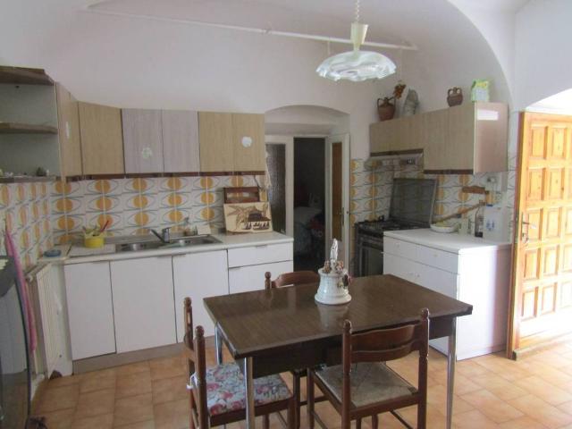 Appartamento in vendita a Dolceacqua IM
