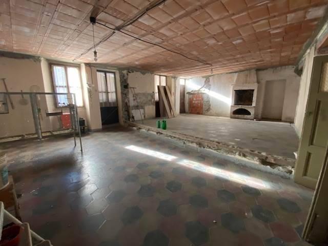 Appartamento in vendita a Donnas AO