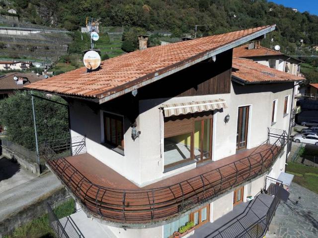 Appartamento in vendita a Dongo CO