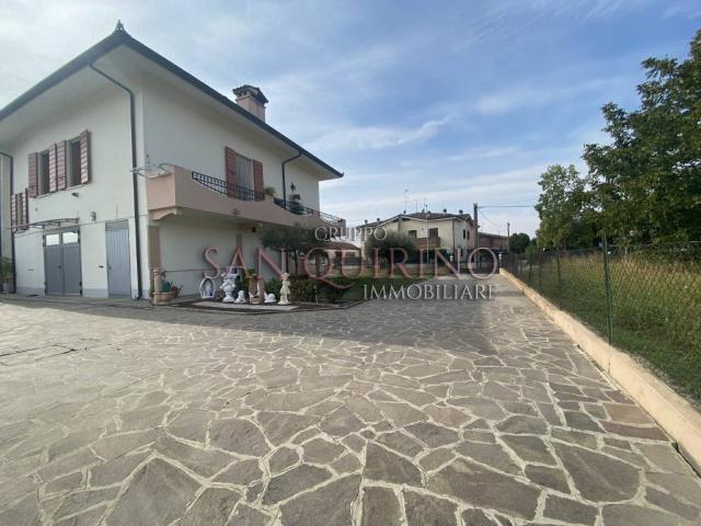 Appartamento in vendita a Dosolo MN