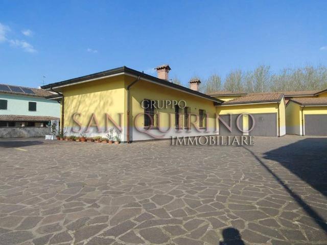 Appartamento in vendita a Dosolo MN