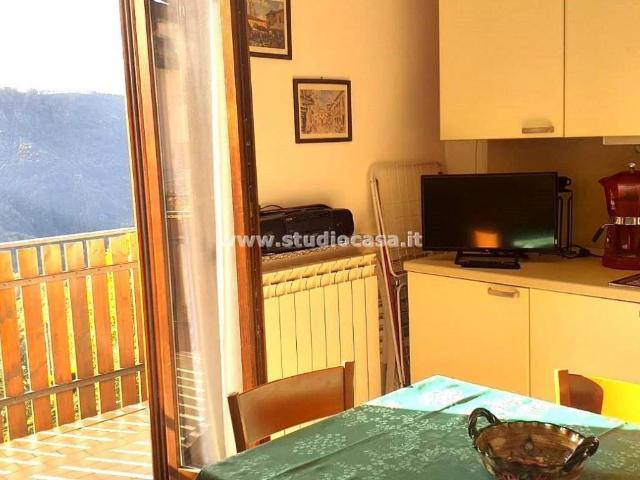 Appartamento in vendita a Dossena BG