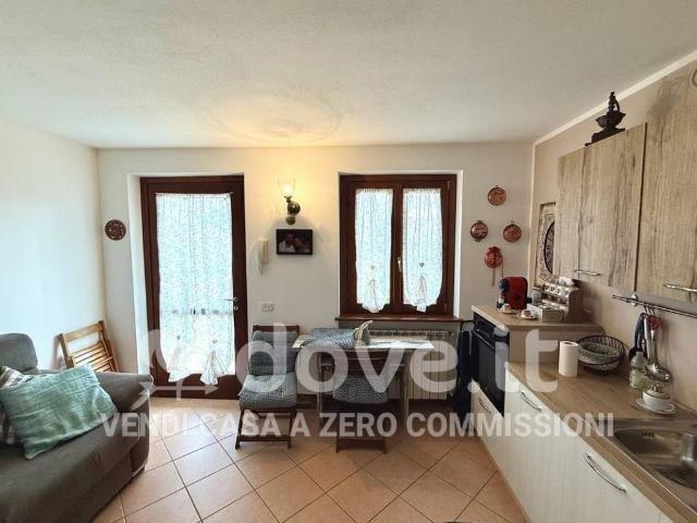 Appartamento in vendita a Dossena BG
