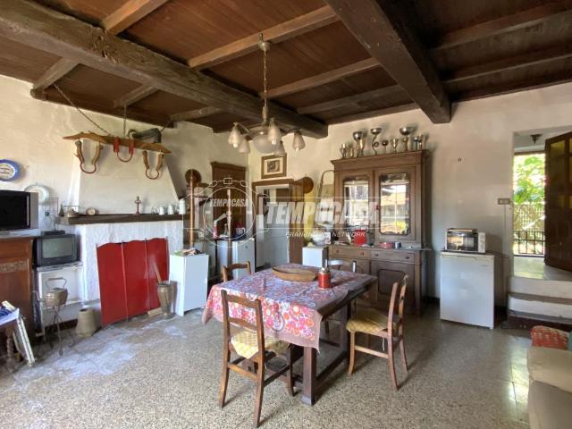 Appartamento in vendita a Dorzano