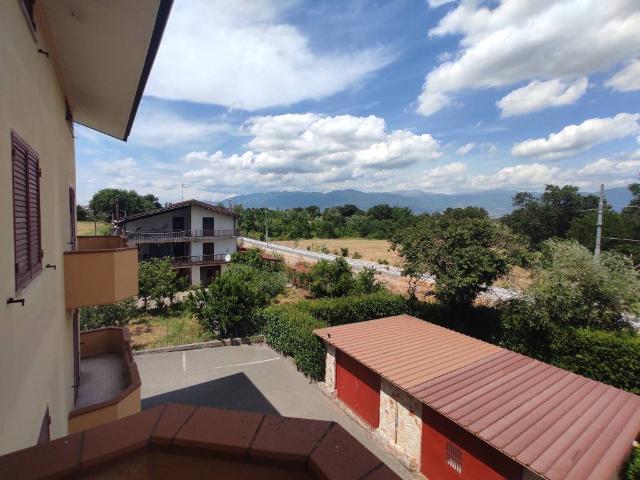 Appartamento in vendita a Dragoni CE