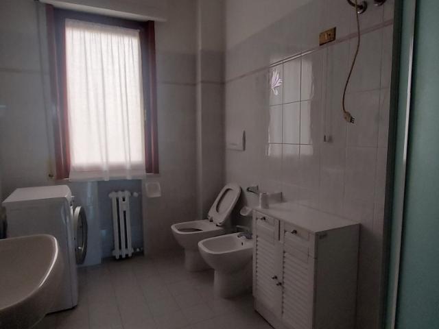 APPARTAMENTO in VENDITA a EMPOLI di 4 vani