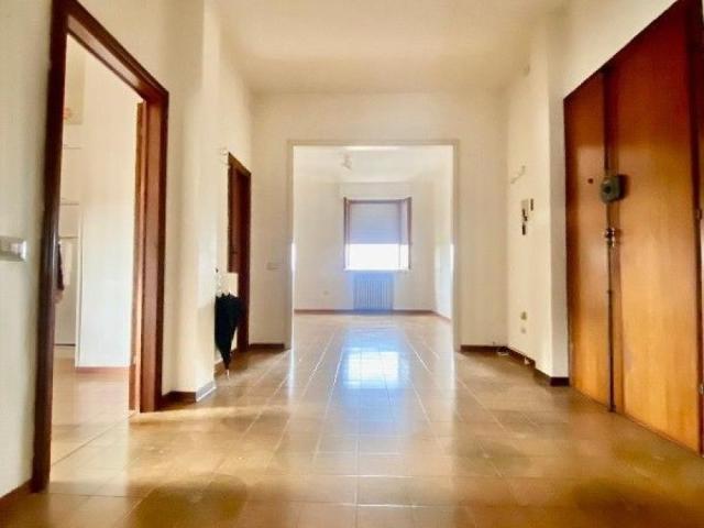 APPARTAMENTO in VENDITA a EMPOLI di 5 vani
