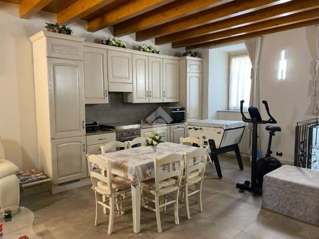 Appartamento in vendita a Endine Gaiano BG