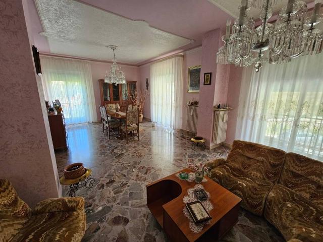 Appartamento in vendita a Enna EN