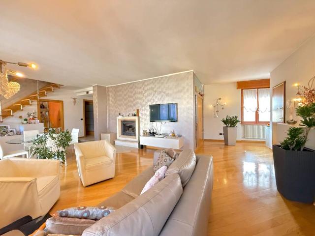 Appartamento in vendita a Entratico BG