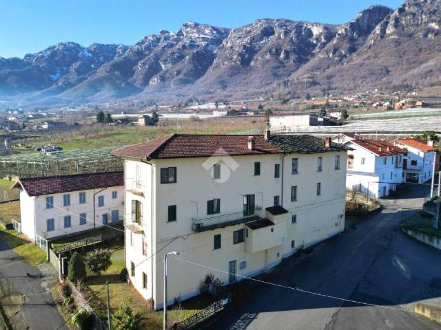 Appartamento in vendita a Envie CN