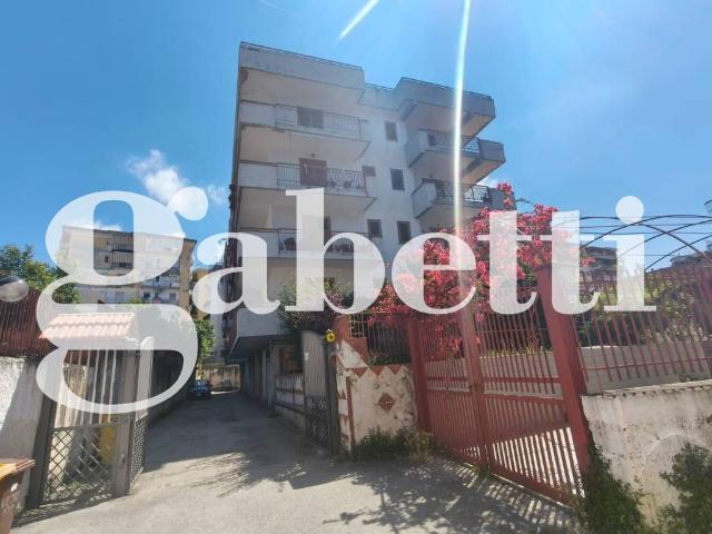 Appartamento in vendita a Ercolano NA