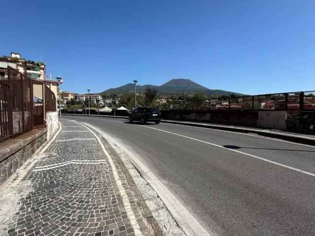 Appartamento in vendita a Ercolano NA