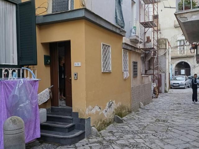 Appartamento in vendita a Ercolano NA