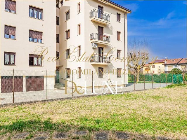Appartamento in vendita a Erba CO
