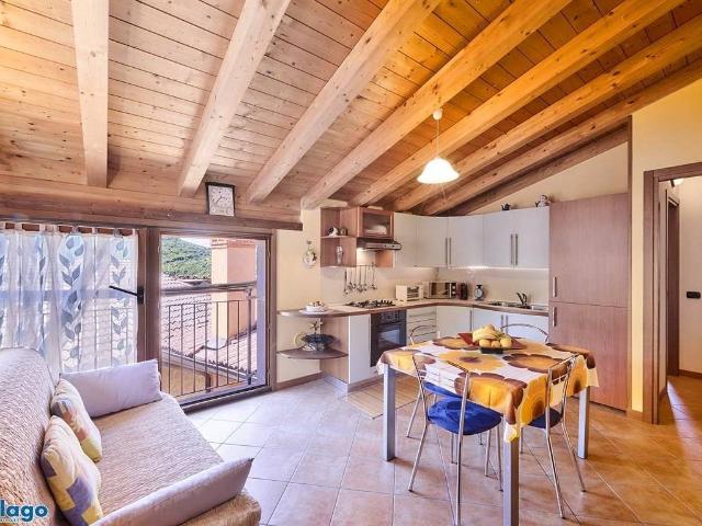 Appartamento in vendita a Esino Lario LC