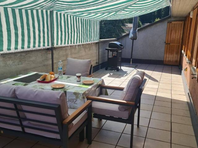 Appartamento in vendita a Esino Lario LC